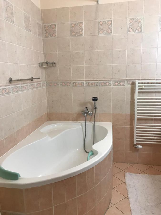 Apartman Na Zahradni Карлові Вари Екстер'єр фото